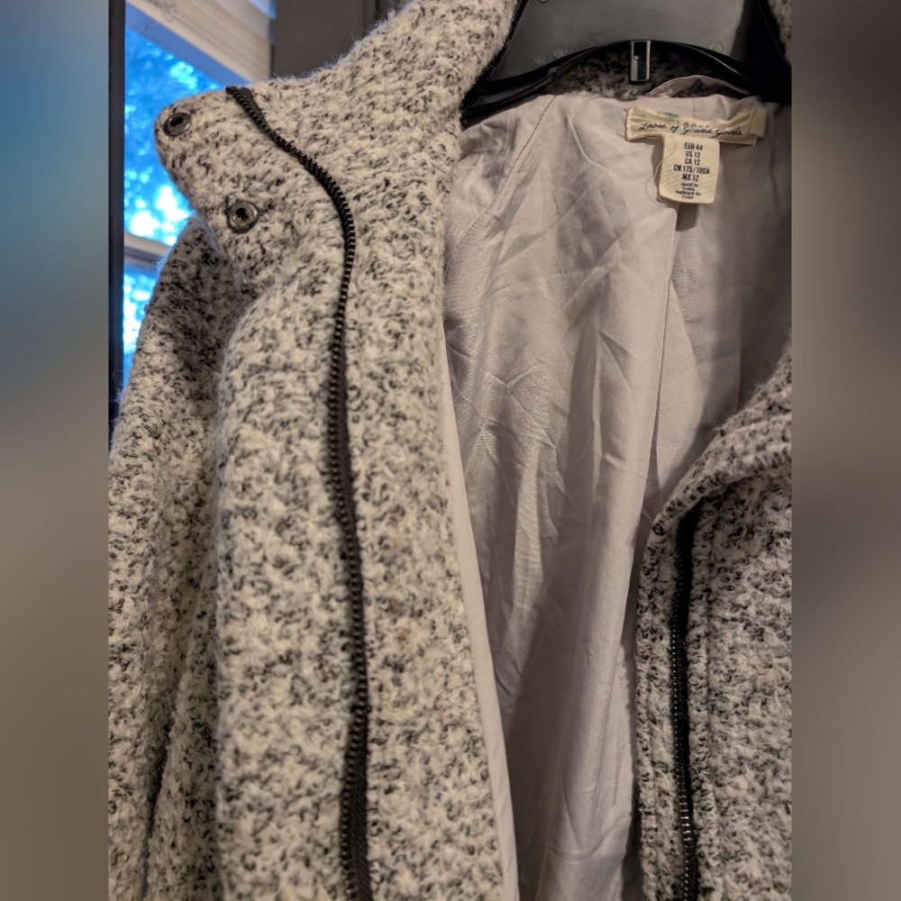 Coat - Picture 3 of 5